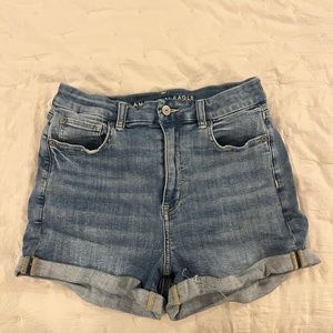 AEO curvy high rise denim shortie